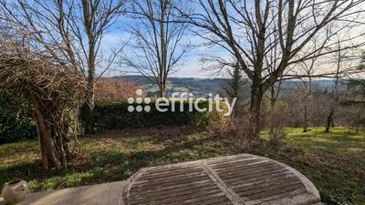 Maison - 160 m² - 7 pièces