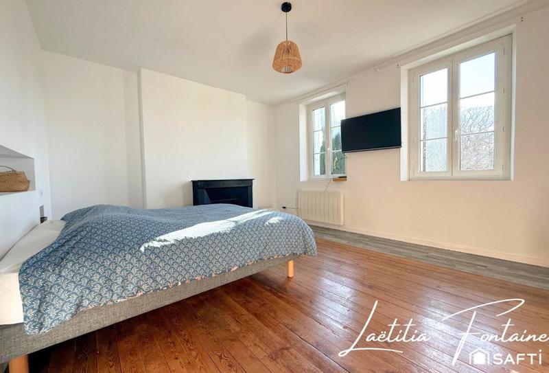 Maison - 170 m² - 8 pièces