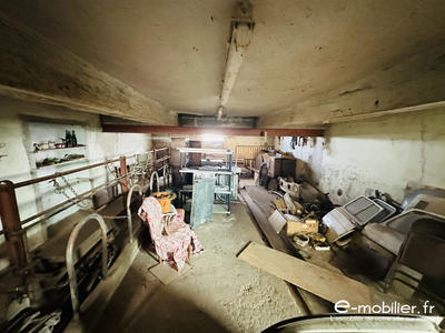 Ferme - 300 m² - 4 pièces