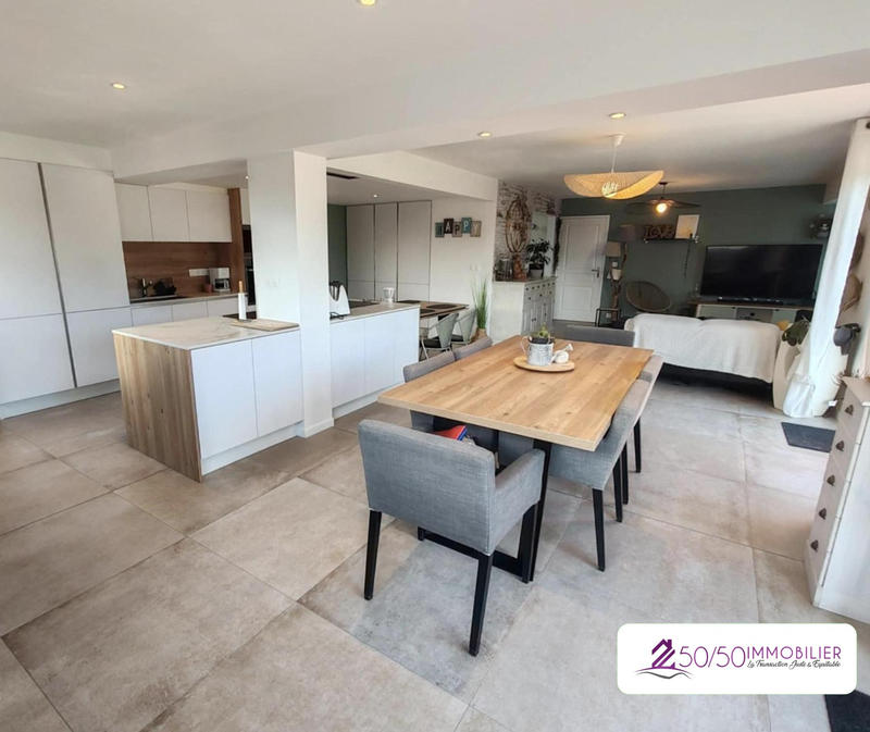 Maison - 150 m² - 5 pièces