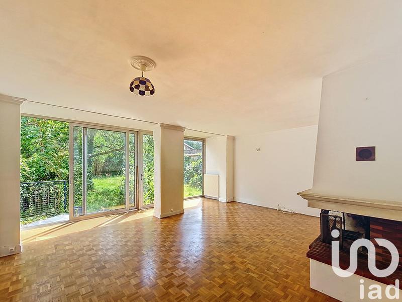 Appartement - 136 m² - 6 pièces