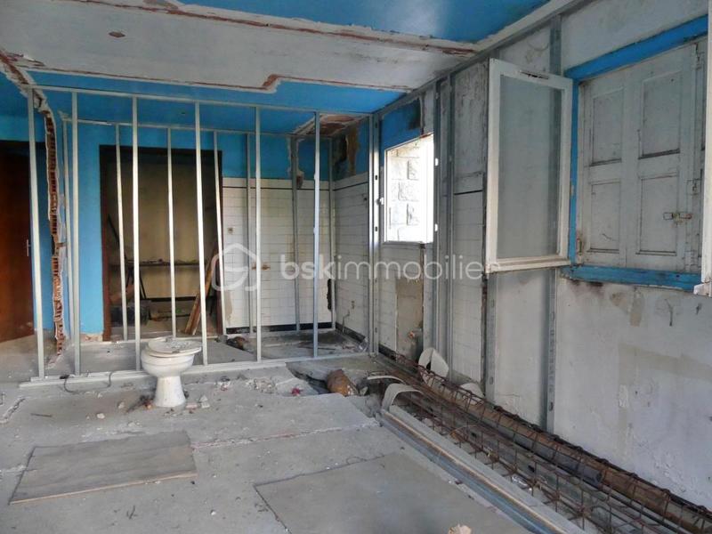 Maison - 210 m² - 9 pièces