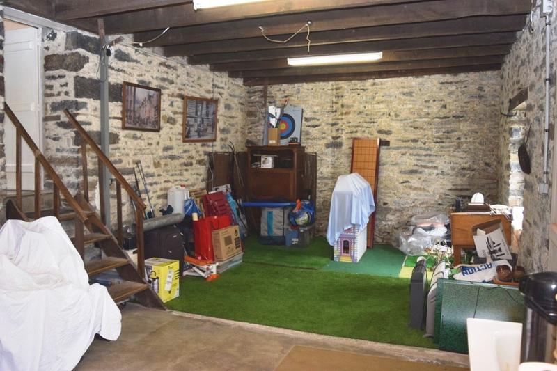 Maison - 214 m² - 8 pièces