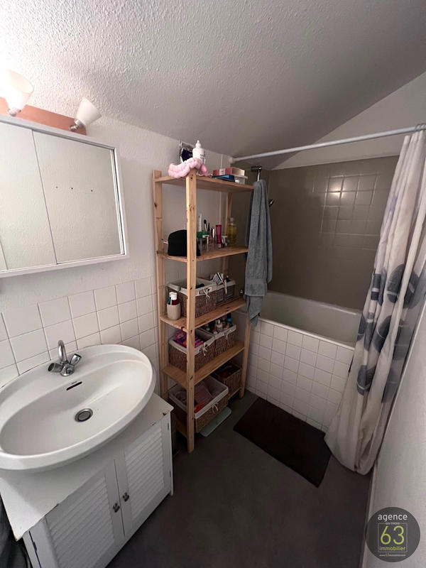 Maison - 79 m² - 4 pièces