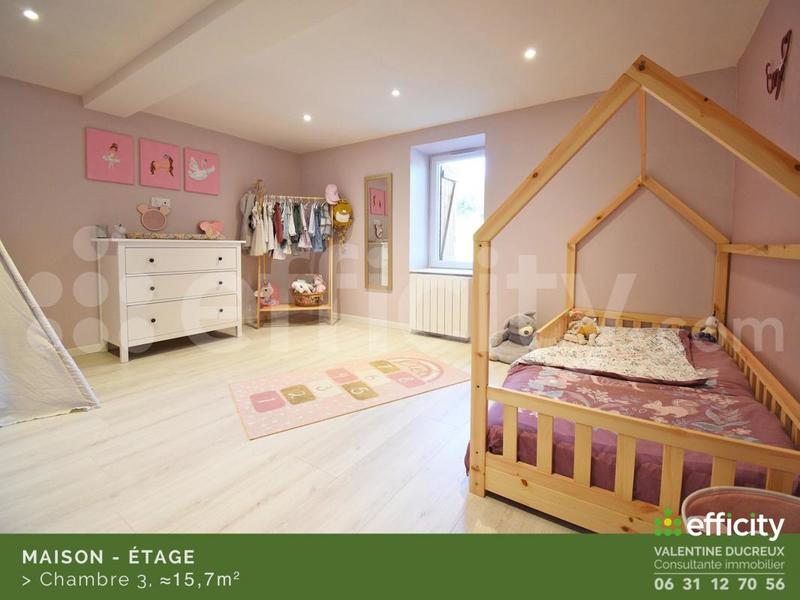 Maison - 180 m² - 6 pièces