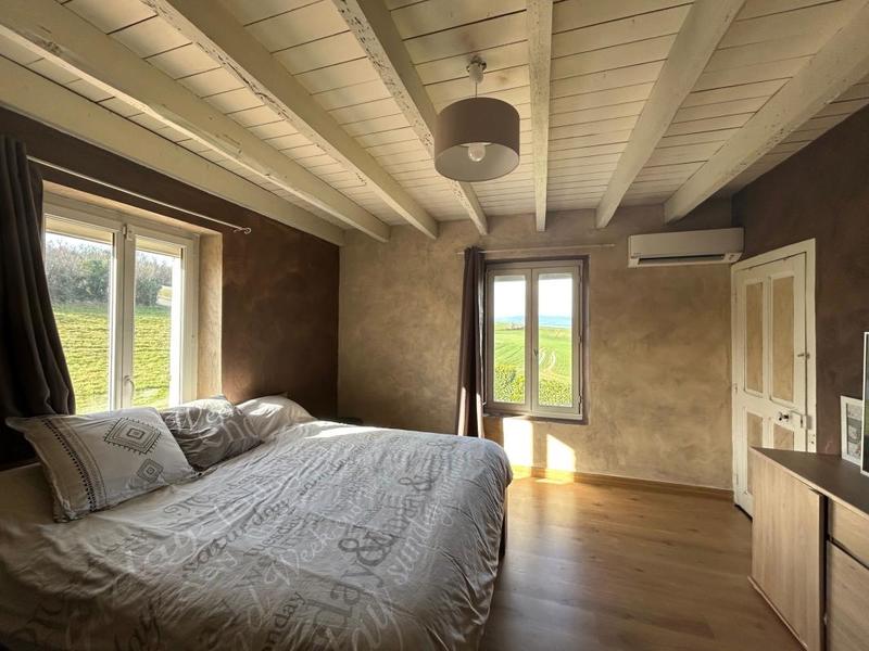 Maison - 105 m² - 4 pièces