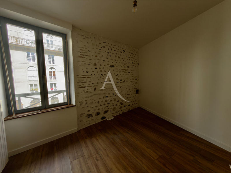 Appartement - 88 m² - 5 pièces
