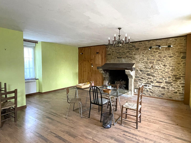 Maison - 121 m² - 5 pièces