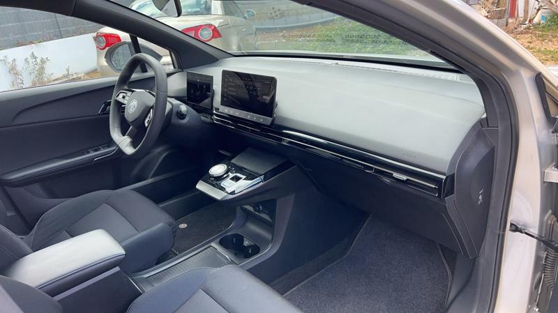 Mg Mg4 51 kWh 170 Standard