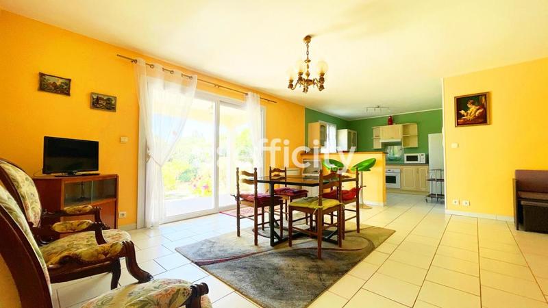 Maison - 93 m² - 5 pièces