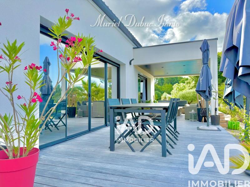 Maison - 141 m² - 6 pièces