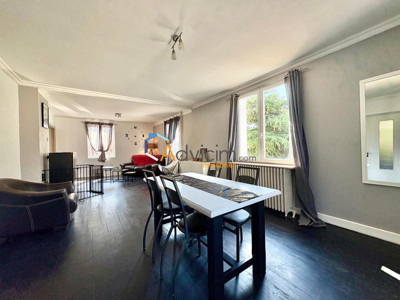 Maison - 137 m² - 5 pièces