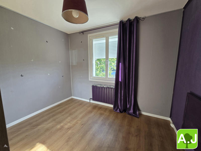 Maison traditionnelle - 72 m² - 5 pièces