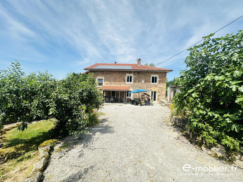 Maison - 190 m² - 8 pièces