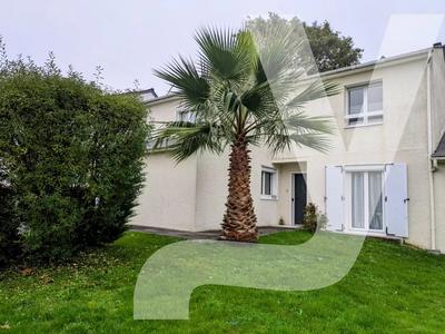 Maison - 138 m² - 7 pièces