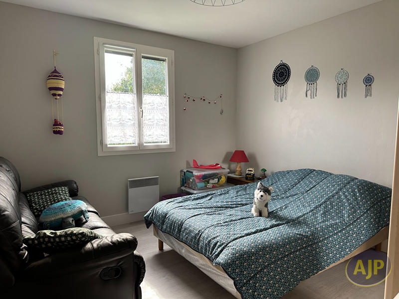 Maison - 99 m² - 5 pièces