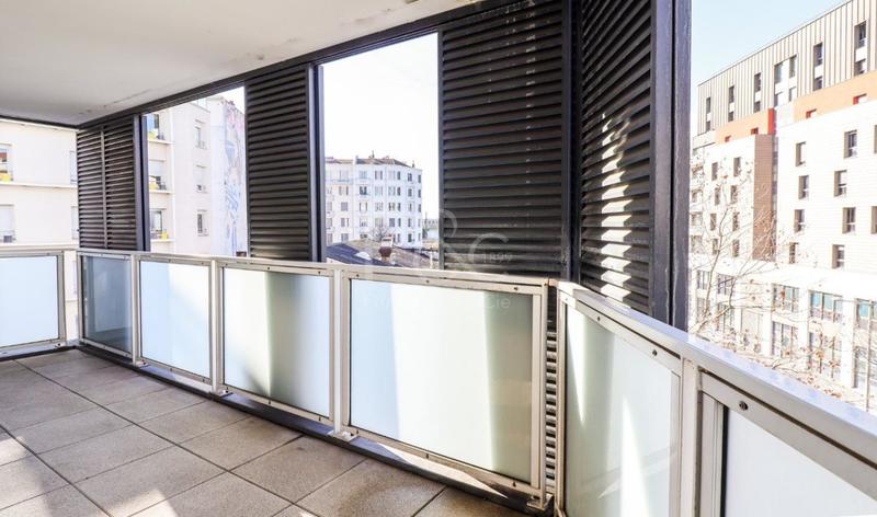 Appartement - 84 m² - 4 pièces