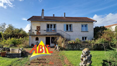 Maison - 240 m² - 8 pièces