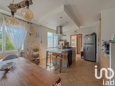 Maison - 240 m² - 7 pièces