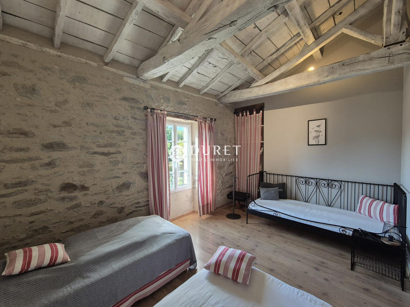 Villa - 359 m² - 11 pièces