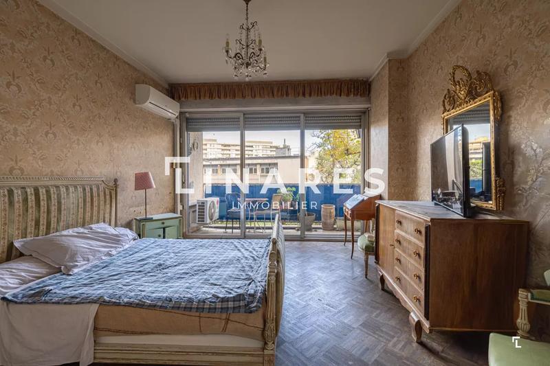 Appartement - 95 m² - 4 pièces