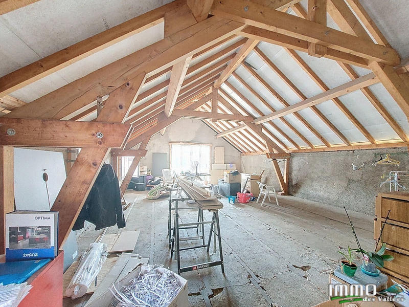 Maison - 200 m² - 3 pièces