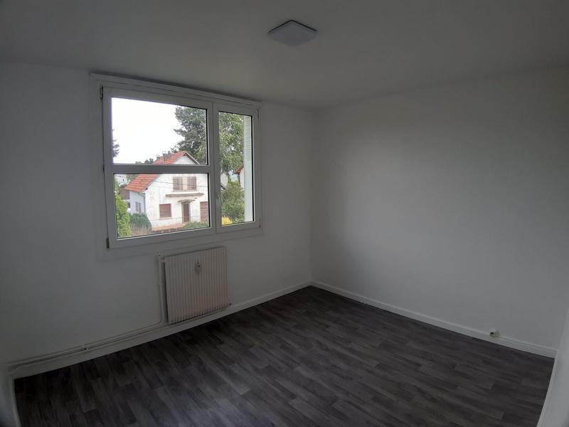 Appartement - 81 m² - 5 pièces