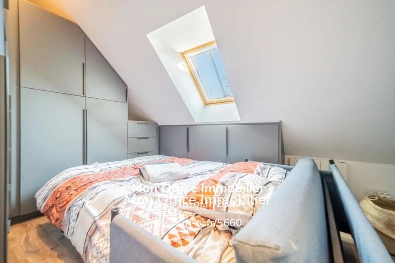 Studio - 134 m² - 5 pièces