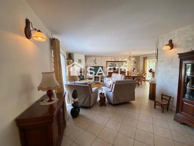 Maison - 170 m² - 6 pièces