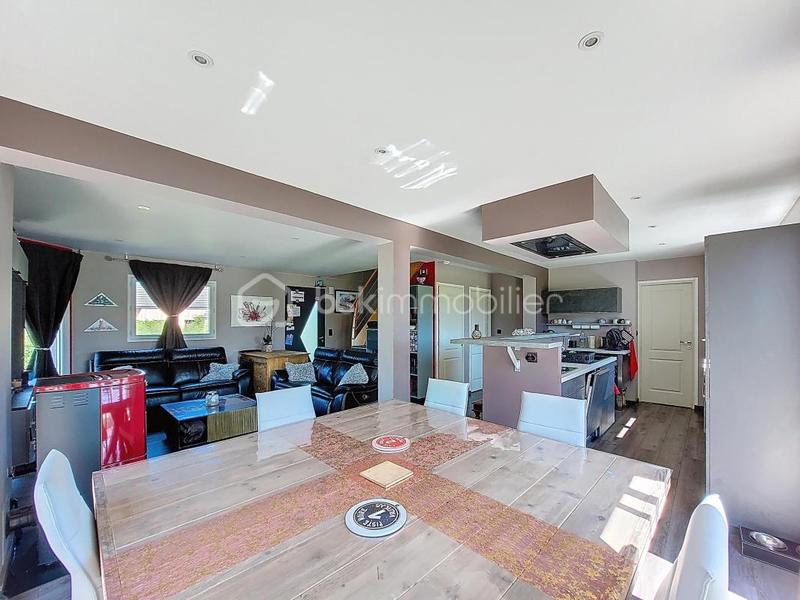 Pavillon - 137 m² - 6 pièces