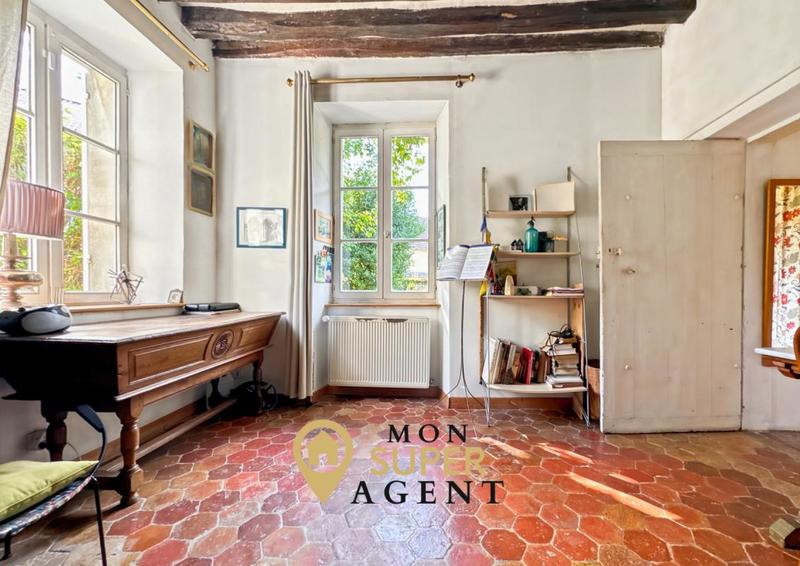 Propriété - 183 m² - 7 pièces