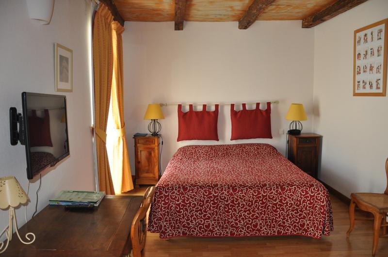 Maison - 713 m² - 15 pièces