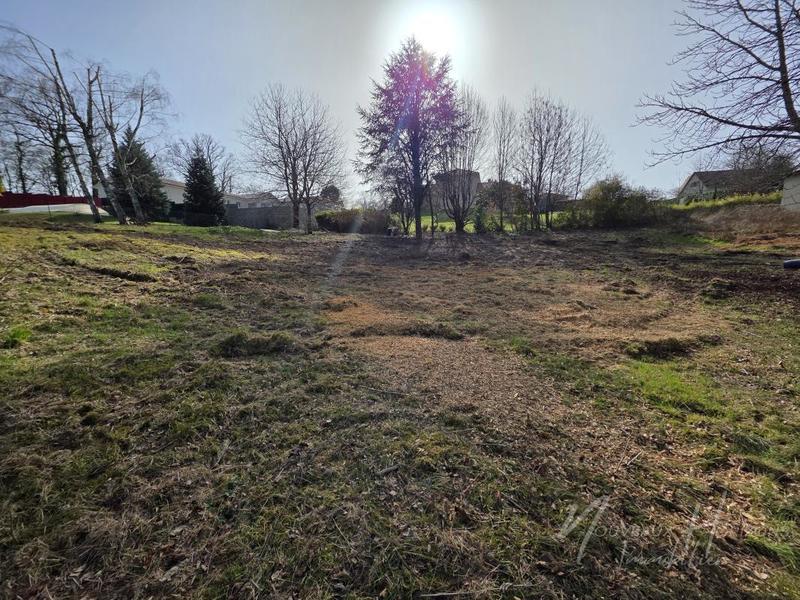 Terrain - 1 076 m²