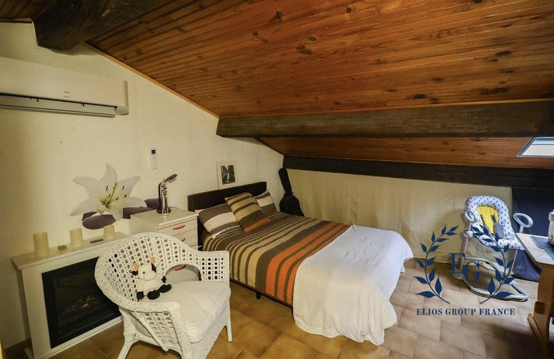 Appartement - 96 m² - 4 pièces