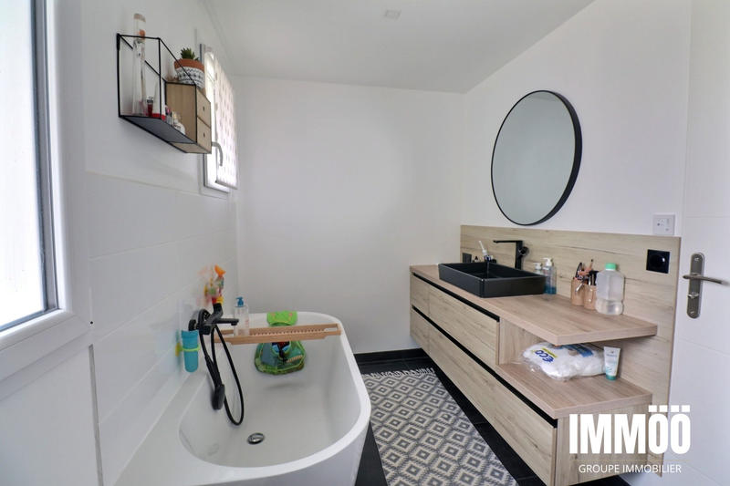 Maison - 115 m² - 4 pièces