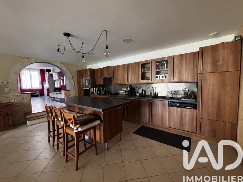 Maison - 157 m² - 8 pièces