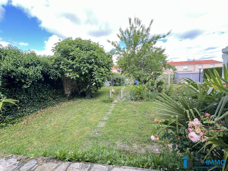 Maison - 102 m² - 4 pièces