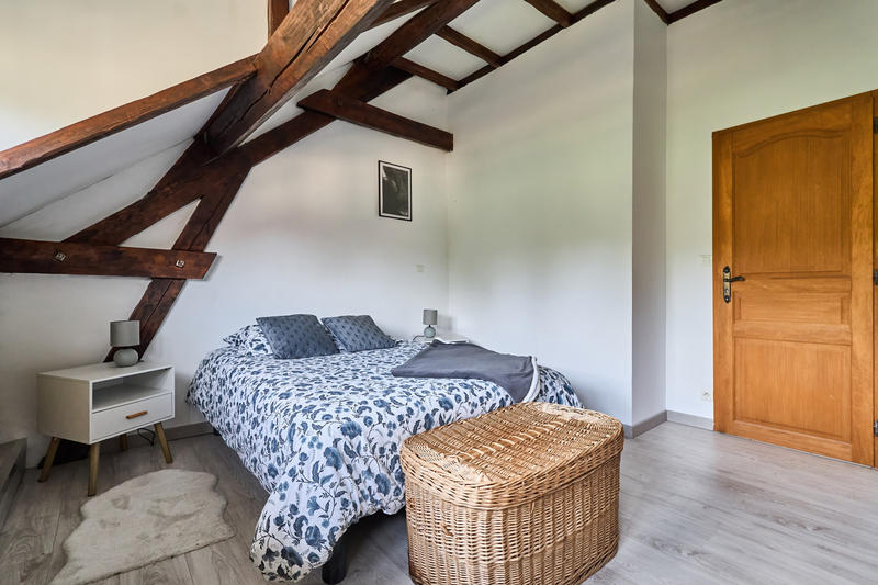 Maison - 211 m² - 7 pièces