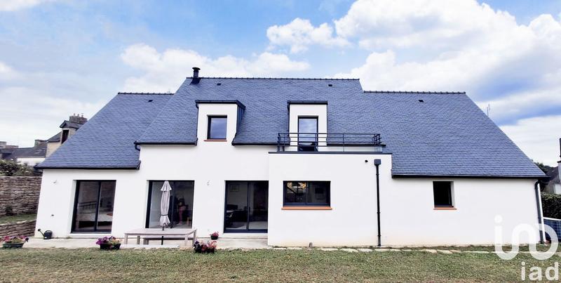 Maison - 161 m² - 6 pièces