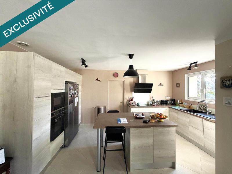 Maison - 110 m² - 5 pièces