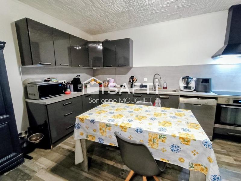 Maison - 97 m² - 4 pièces