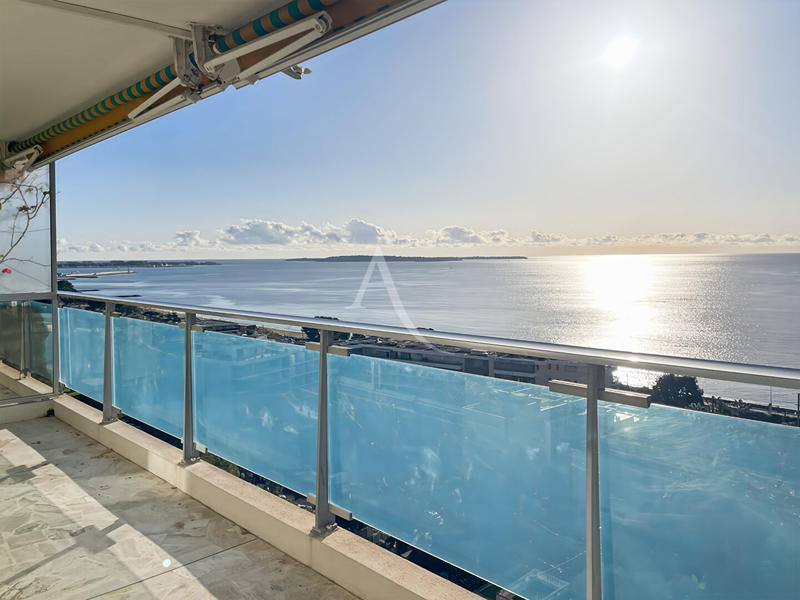 Appartement - 96 m² - 3 pièces