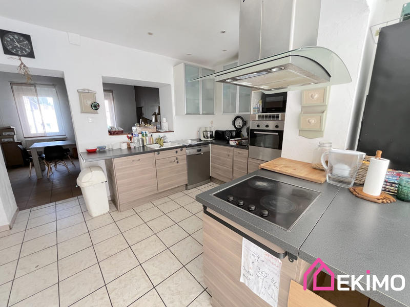 Maison traditionnelle - 135 m² - 6 pièces