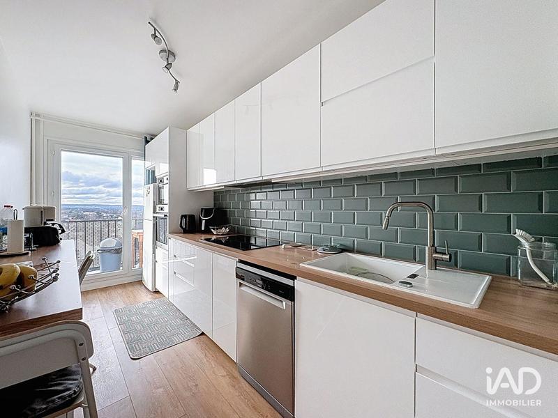 Appartement - 80 m² - 4 pièces