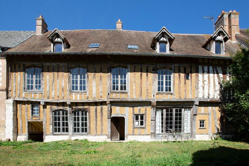 Maison - 290 m² - 10 pièces