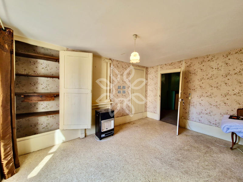 Maison - 115 m² - 6 pièces