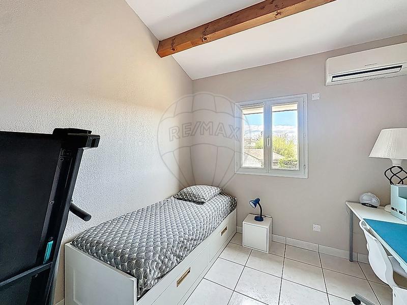 Maison - 122 m² - 5 pièces