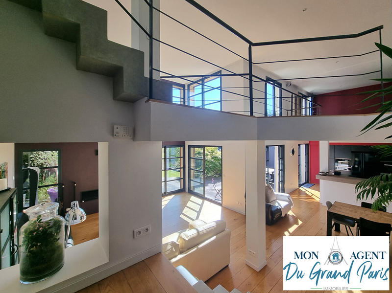 Maison - 280 m² - 7 pièces