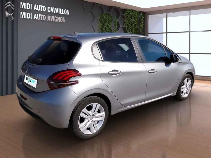 Peugeot 208 1.2 PureTech 82 cv E6.c Signature 5p