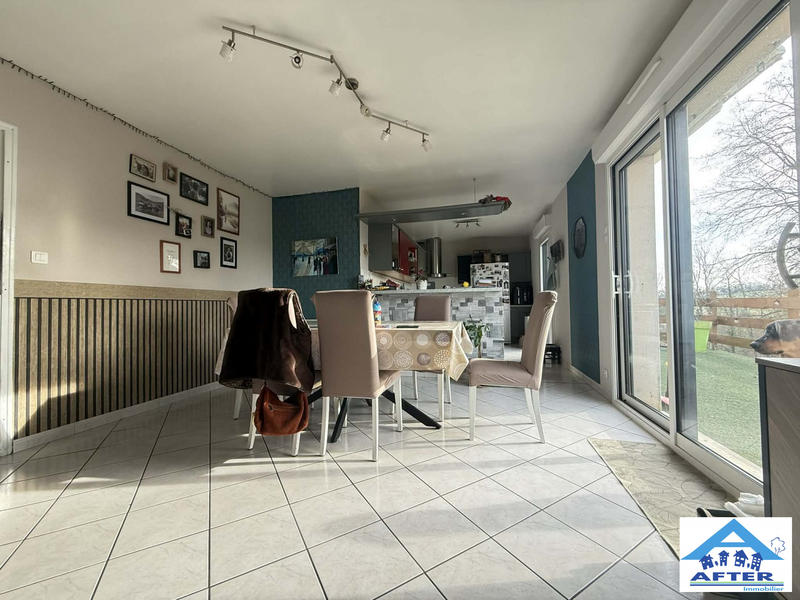 Maison - 102 m² - 6 pièces